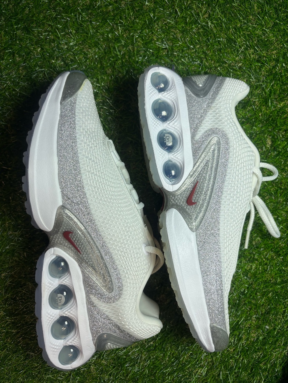 Nike White & Silver Glitter Air Cushion Running Shoes with Red Swoosh